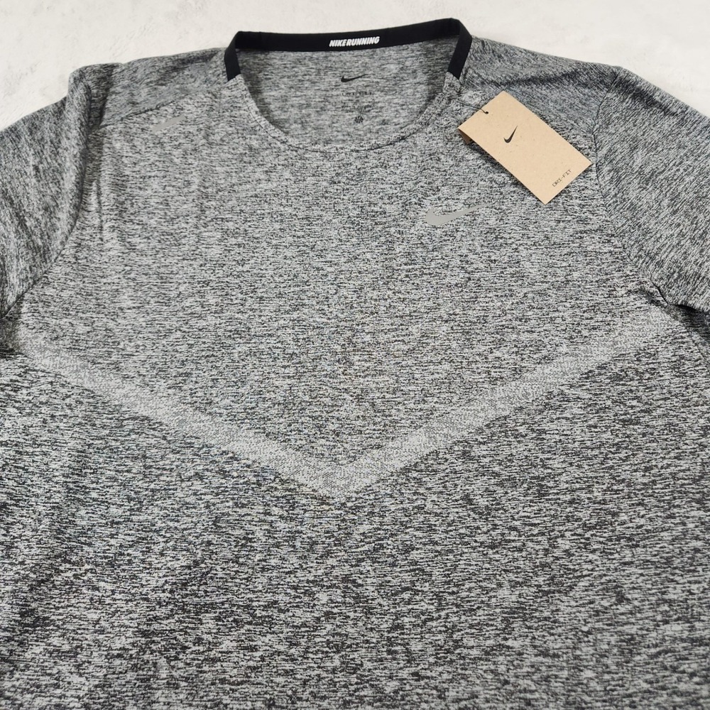 Nike Running Shirt Mens L Gray Dri-FIT Short Sleeve Heathered Performance Tee - Picture 4 of 9
